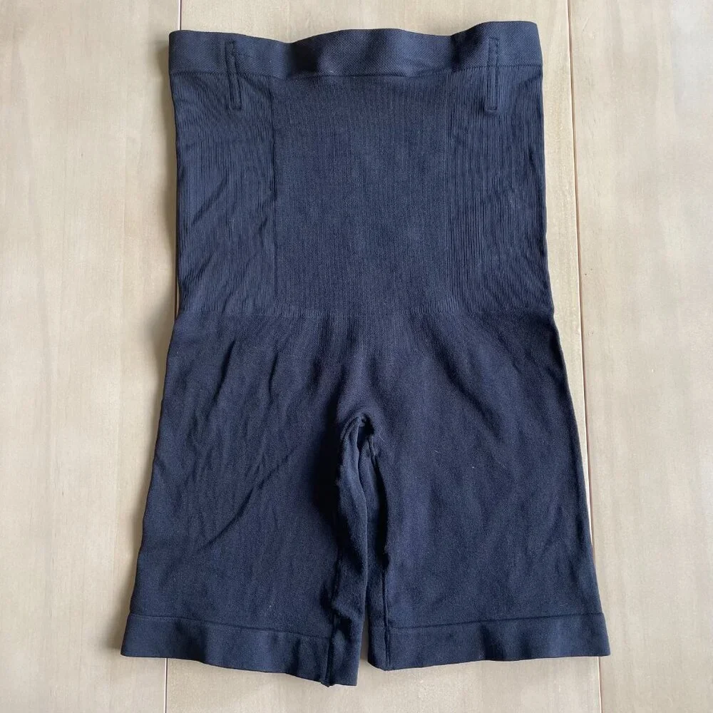 Shapermint‎ Essentials All Day Every Day High-Waisted Shaper Shorts - Size M/L